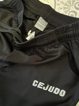 Pantalón chándal negro