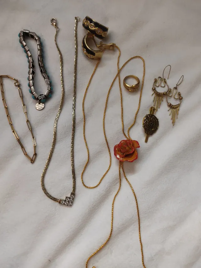 Lote de bijuterias antigas