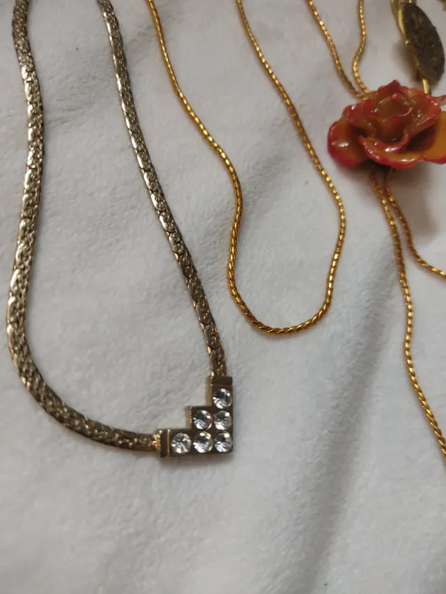 Lote de bijuterias antigas