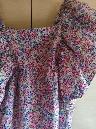 Blusa flores volantes mango