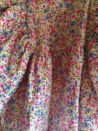 Blusa flores volantes mango