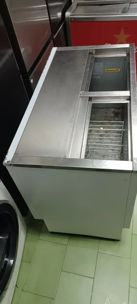 Frigorifero espositivo