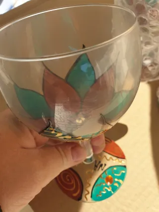 Calici artigianali dipinti a mano. Made in Francia
