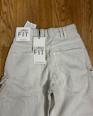 Pantalón Cargo Stradivarius Talla 32 Beige Nuevo