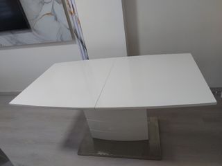 Mesa extensible lacada blanca