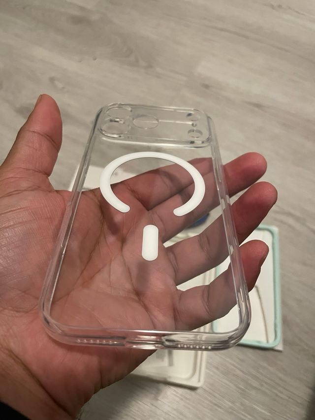 Funda y Protector Pantalla UGREEN iPhone 17 Pro Ma