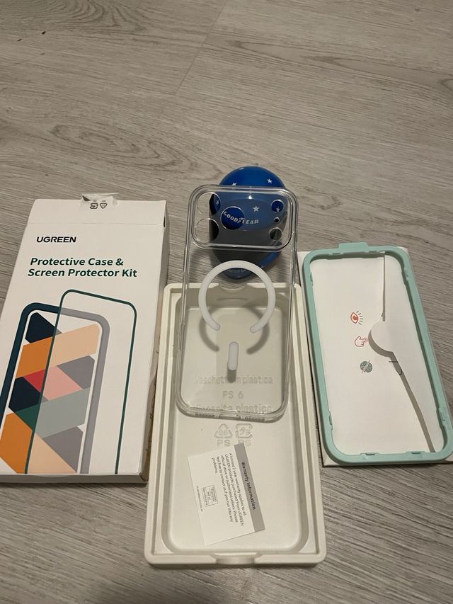 Funda y Protector Pantalla UGREEN iPhone 17 Pro Ma