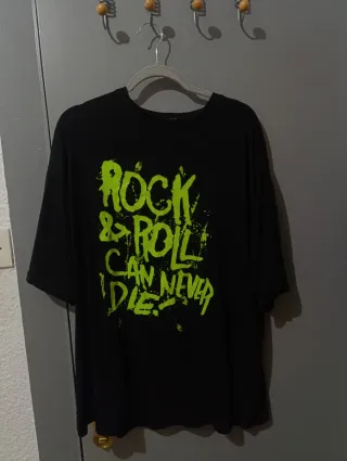 Camiseta Rock & Roll Can Never Die