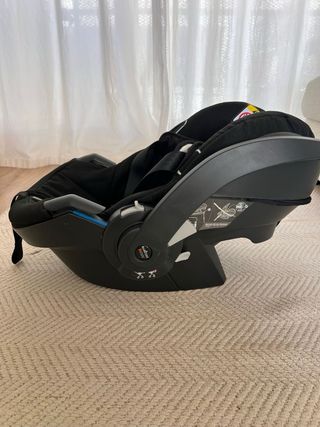 Seggiolino auto Yoyo + adattatore per passeggino