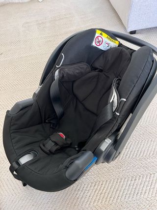 Seggiolino auto Yoyo + adattatore per passeggino