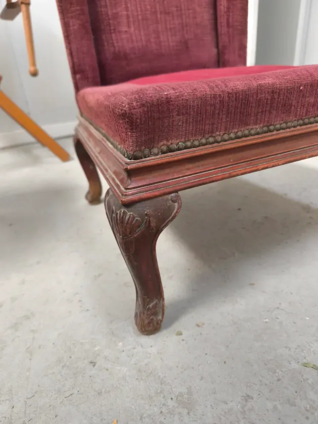 Chauffeuse antigua respaldo alto