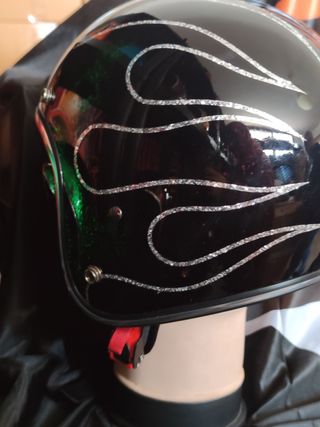 Casco metal flake . FL skull green S