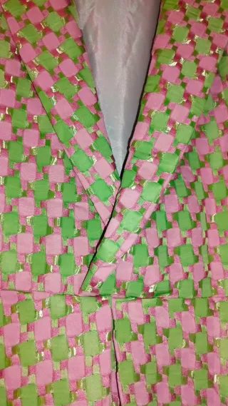 Vestido nuevo talla 40 Pequeño defecto corregido.