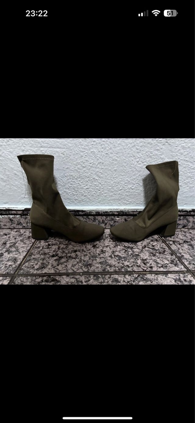 Botines de tacón verde