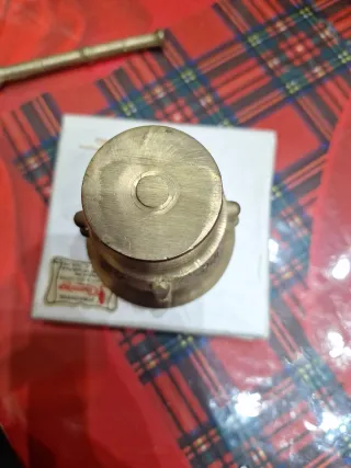 Mortaio e pestello in ottone