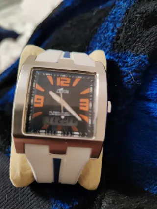 Reloj Lotus Cuadrado Blanco y Negro