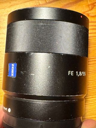 Sony Zeiss 55mm f/1.8 ZA