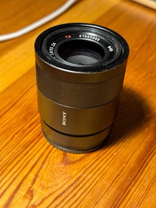 Sony Zeiss 55mm f/1.8 ZA