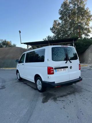 Volkswagen Caravelle 2016