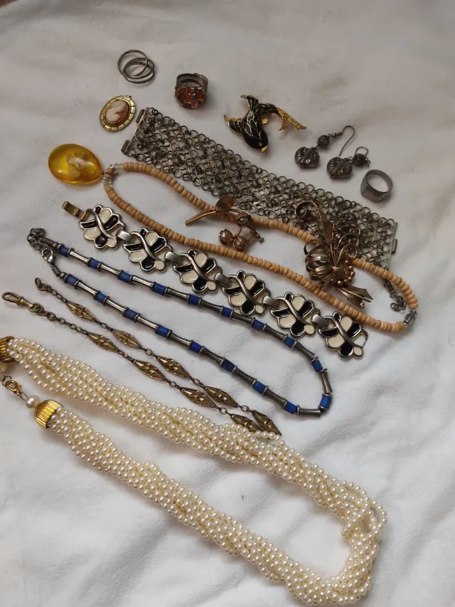 Lote de bijuterias antigas