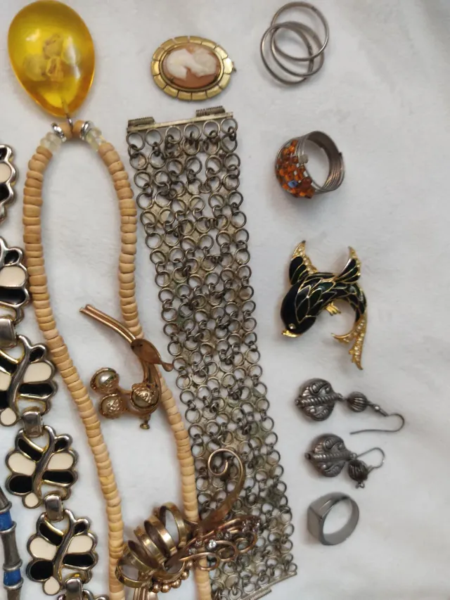 Lote de bijuterias antigas