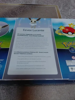 Pokemon Eevee Lucente Collezione Premium