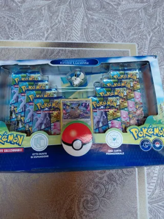 Pokemon Eevee Lucente Collezione Premium