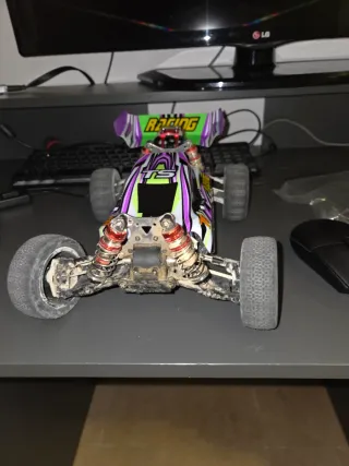 Coche RC Wltoys 144001