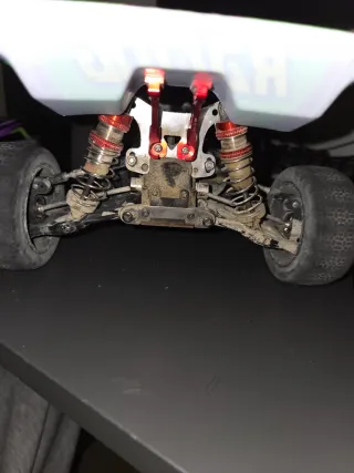 Coche RC Wltoys 144001