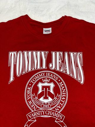 Camiseta Tommy Jeans Roja