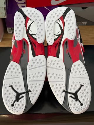 Jordan 8 Retro Bugs Bunny Rojo Blanco