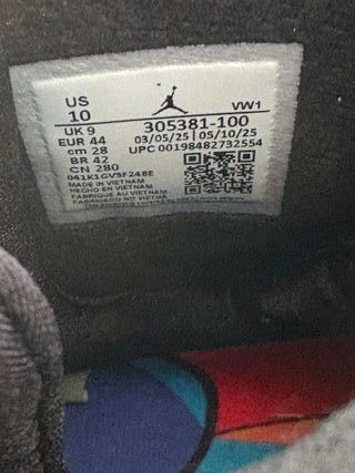 Jordan 8 Retro Bugs Bunny Rojo Blanco