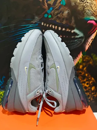 Nike Air Max Pulse Gris