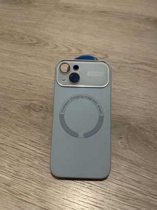 Custodia iPhone 14 con protezione per fotocamere