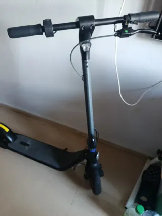 Patinete Eléctrico Negro nuevo con su caja