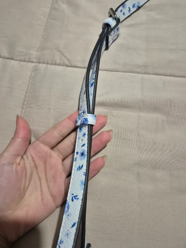 Bolso Parfois floral blanco y azul