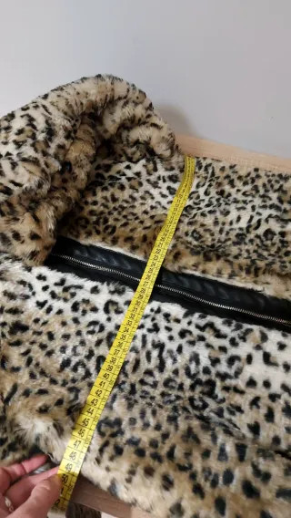 Cappotto Zara maculato beige e nero