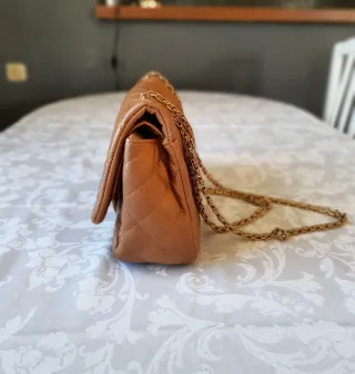 Bolso acolchado color Camel