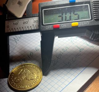 Moneda de oro puro de  Fernando VI año 1748