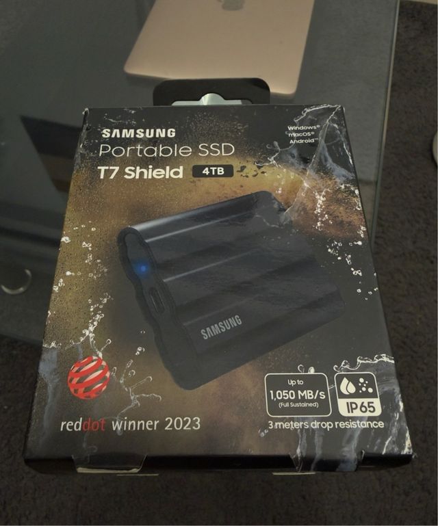 Samsung T7 Shield SSD 4TB Portátil