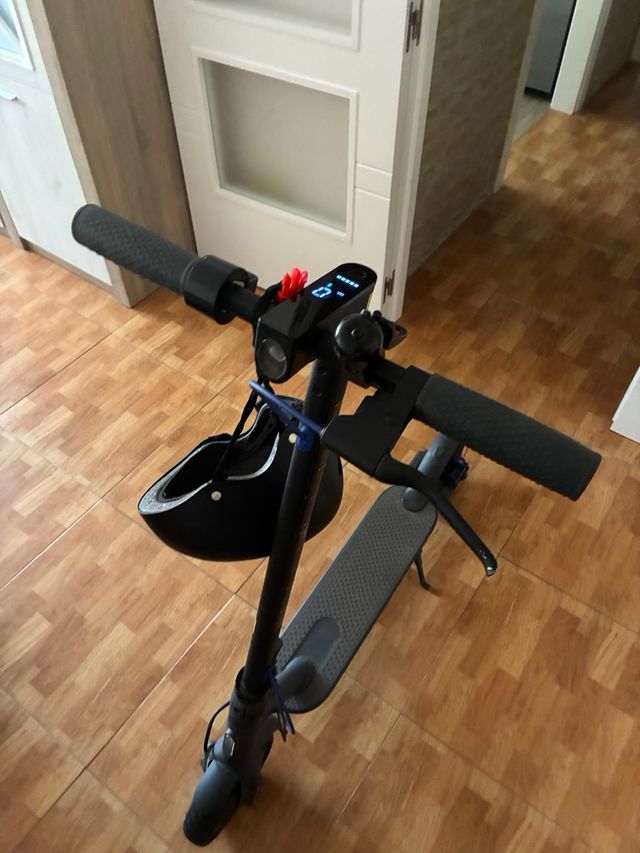 vendo XIAOMI MI ELECTRIC SCOOTER 3  seminuevo