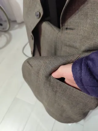 Traje de caballero Cortefiel cuadros marrón