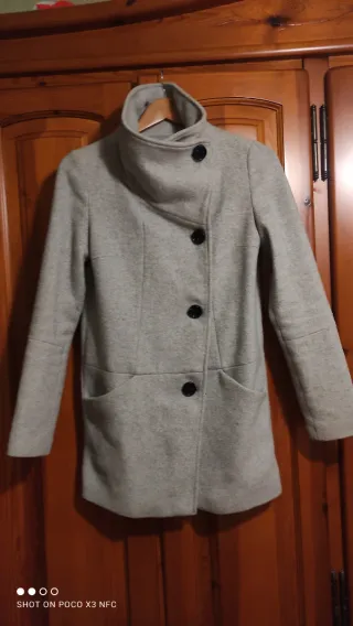 Abrigo gris mujer