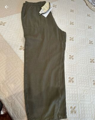 Pantalón verde oliva