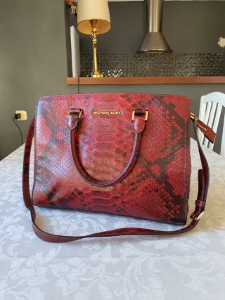 Bolso Michael Kors Rojo y Negro Piel Serpiente