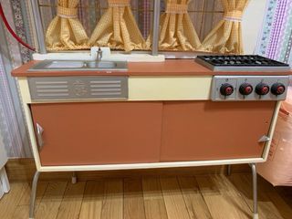 Cocina de juguete antigua