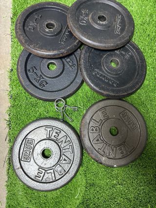 Rack, portadiscos y discos de gimnasio