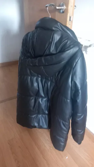 Abrigo acolchado polipiel ZARA