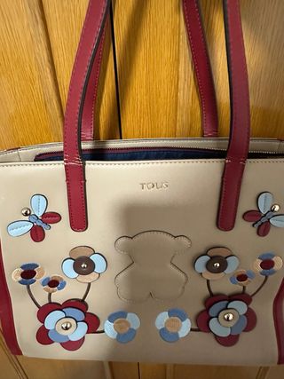 Bolso Tous Camel con Flores y Mariposas