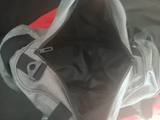 Bolsa Columbus Gris/Roja Nueva con etiqueta